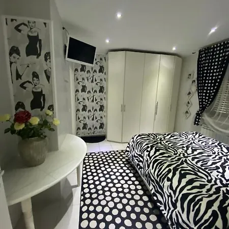 Bed and breakfast B & Baichin 3*
