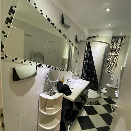 Bed and breakfast B & Baichin 3*